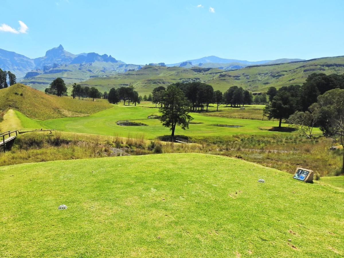 Fairways Holiday Accommodation Drakensberg Garden Exterior photo